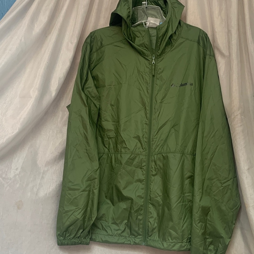 Columbia Olive Green Packable Hooded Windbreaker